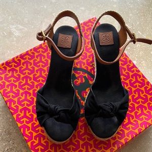Sandals Tory Burch like new